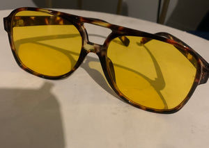 Tortoise Featherweight Frames Gold Lens