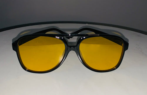 Sleek Black & Gold Featherweight Fashion Frames