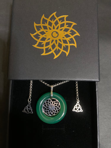 Genuine Green Jade Crest 3cm 28in Chain Silver